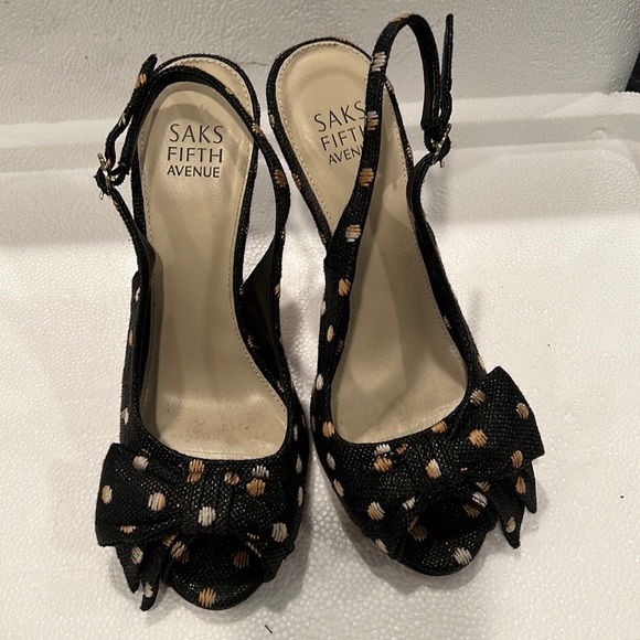 Saks fifth avenue heels - Picture 1 of 4